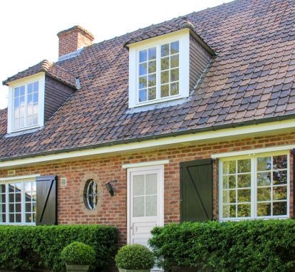 porte di ingeresso con pannello inserito in legno