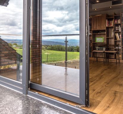 Porte e vetrate del terrazzo DAKO