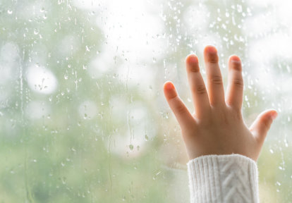 Dlaczego okna parują od zewnątrz