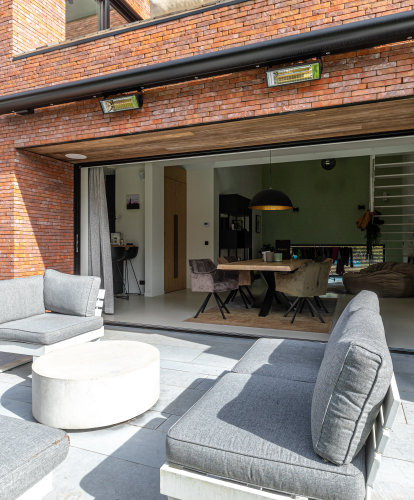 Türen für moderne Gebäude zu achten